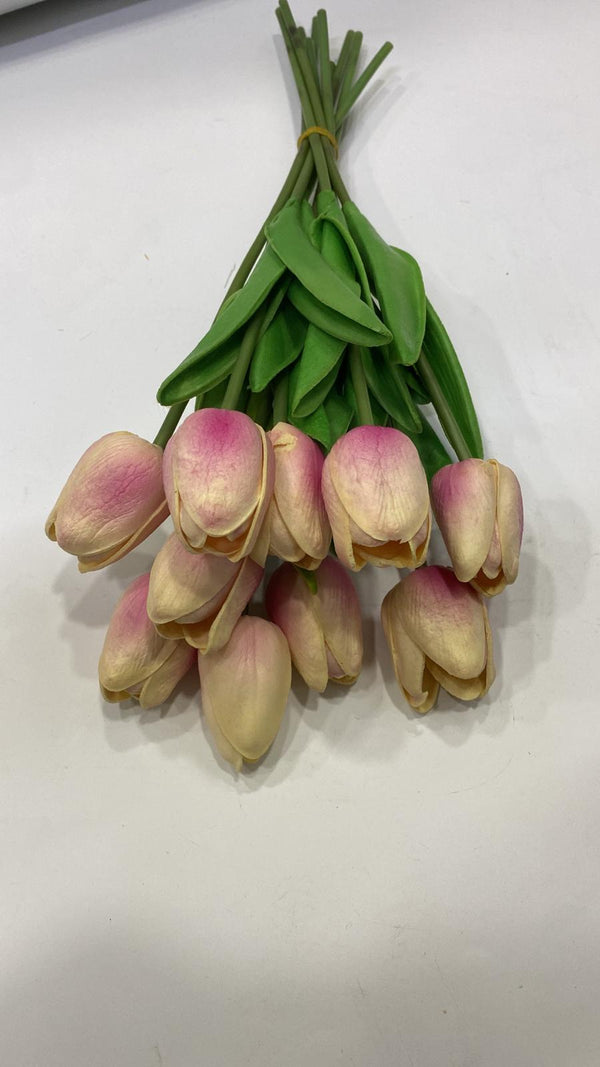 ورد التوليب والجوري سيلكون